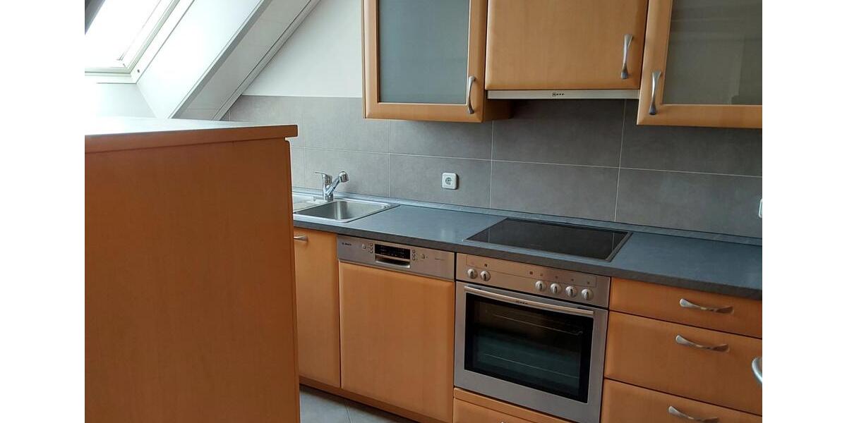 Dachgeschoßwohnung Brensbach - 4 Zimmer, 96 m&sup2;, 1.100&euro; | Angebot:26427175