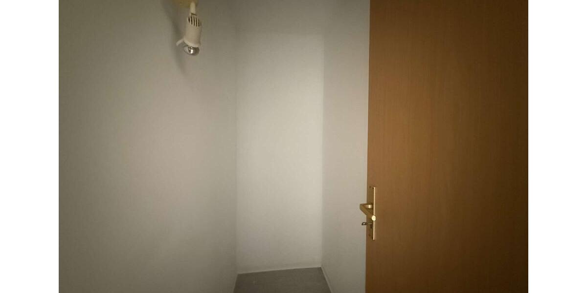 Erdgeschoßwohnung Brandenburg an der Havel Bahnhofsvorstadt - 2 Zimmer, 76 m&sup2;, 831&euro; | Angebot:26645556