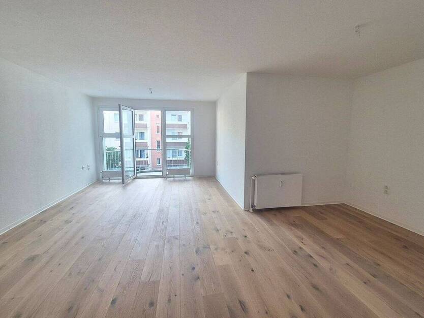 Erstbezug nach Sanierung - 2-Raum-WE mit Balkon