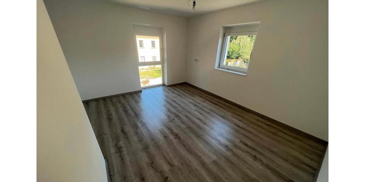 Etagenwohnung Kirchham - 4 Zimmer, 83 m&sup2;, 950&euro; | Angebot:26047318