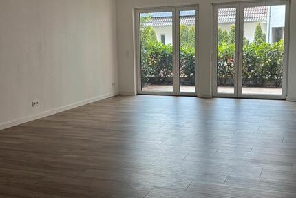 Wohnung Wuppertal Barmen - 5 Zimmer, 145 m&sup2;, 1.800&euro; | Angebot:25157137