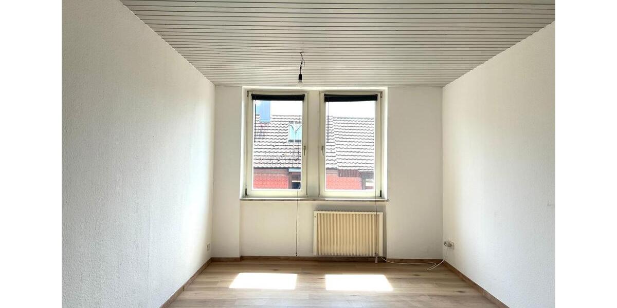 Etagenwohnung Pforzheim Brötzingen - 3.5 Zimmer, 89 m&sup2;, 920&euro; | Angebot:26563727