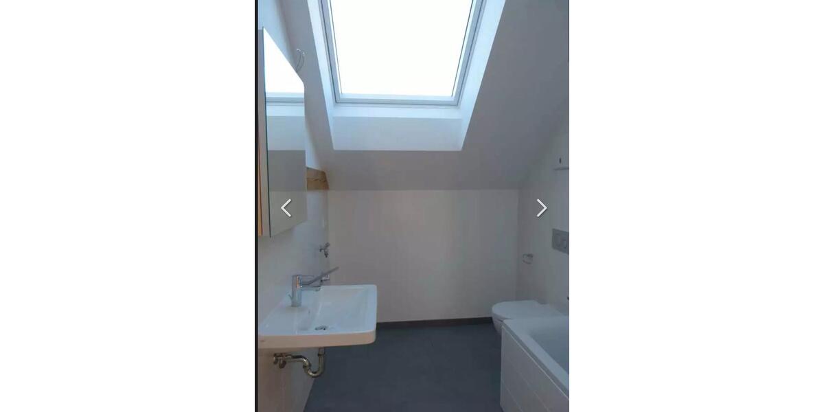 Dachgeschoßwohnung München Sendling-Westpark - 3.5 Zimmer, 80 m&sup2;, 1.800&euro; | Angebot:26365033