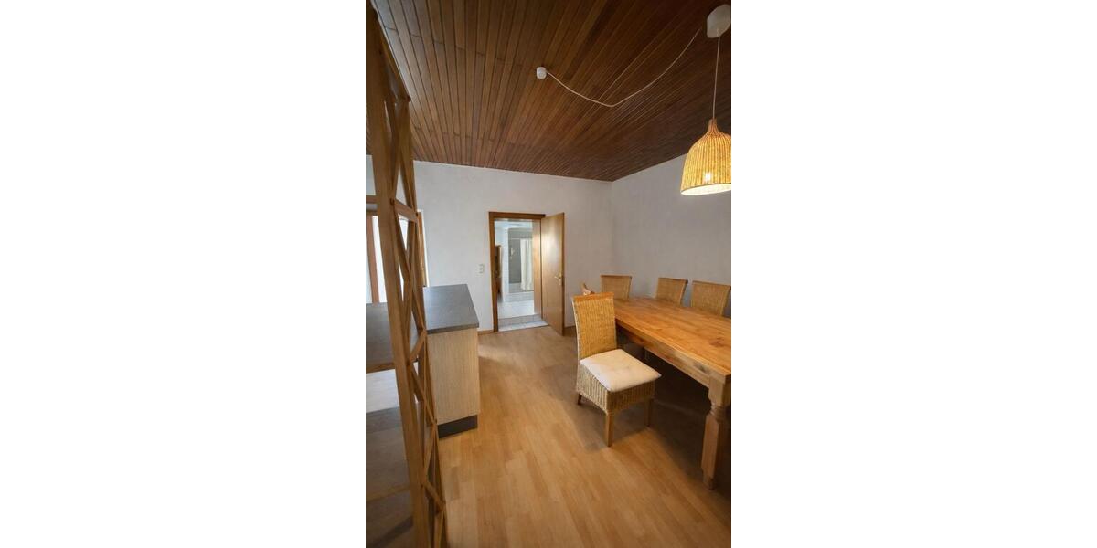 Etagenwohnung Saarlouis - 1 Zimmer, 98 m&sup2;, 790&euro; | Angebot:24730581