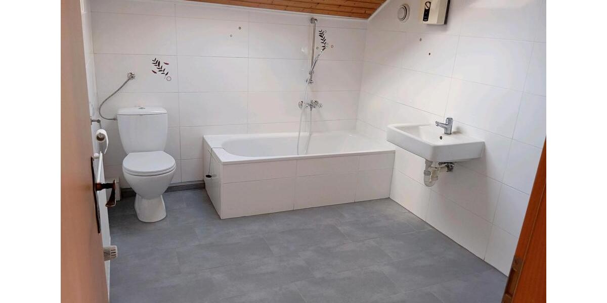 Etagenwohnung Völklingen - 4 Zimmer, 90 m&sup2;, 550&euro; | Angebot:26250193