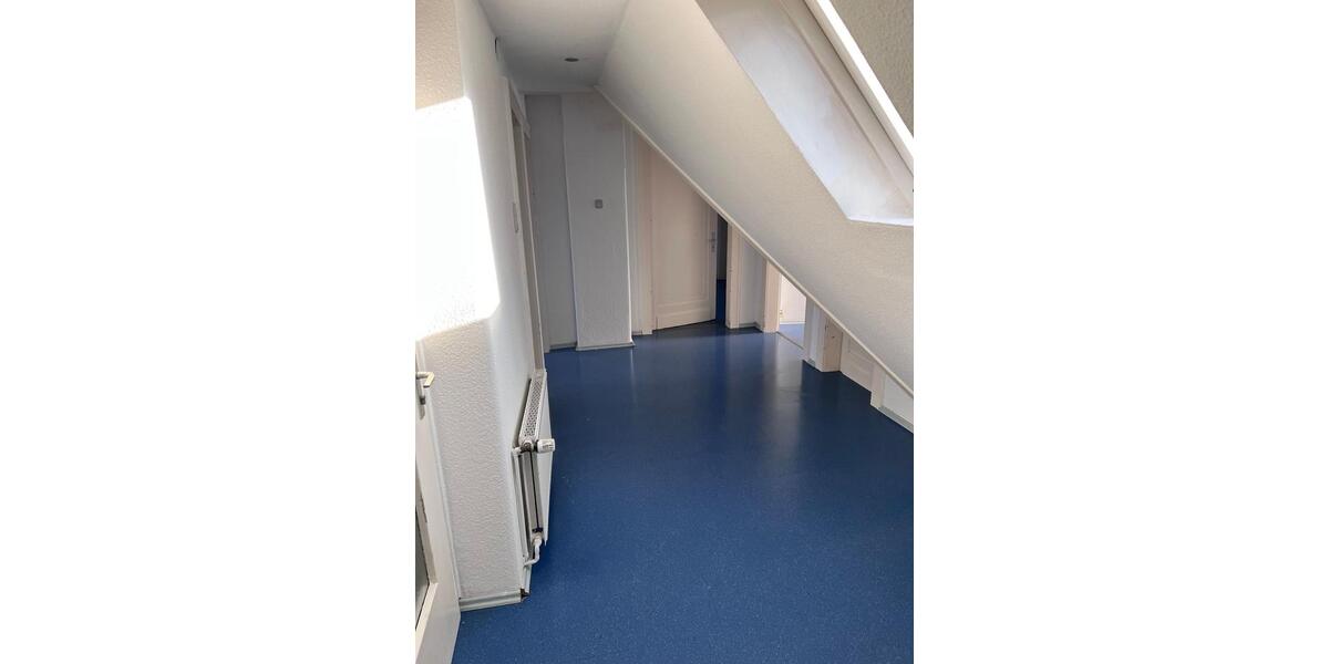Dachgeschoßwohnung Lage - 2 Zimmer, 50 m&sup2;, 430&euro; | Angebot:25656620