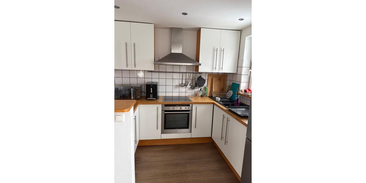 Dachgeschoßwohnung Hildesheim Bockfeld - 3 Zimmer, 90 m&sup2;, 1.100&euro; | Angebot:24814025