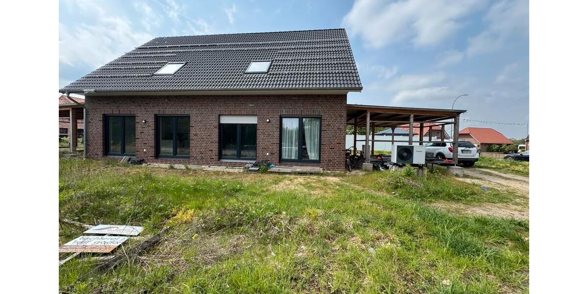 Doppelhaushälfte Holdorf - 5 Zimmer, 94 m&sup2;, 1.350&euro; | Angebot:26535986