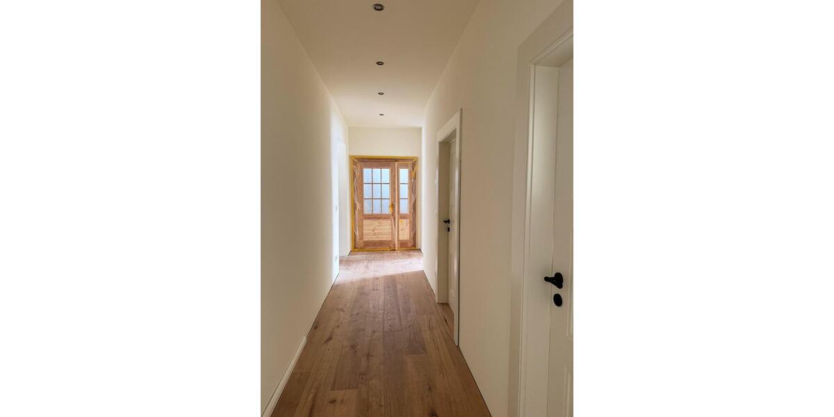 Etagenwohnung Frohburg - 2 Zimmer, 55 m&sup2;, 660&euro; | Angebot:24801617