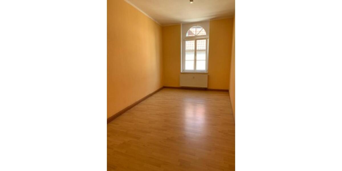 Etagenwohnung Weißenfels - 1 Zimmer, 57 m&sup2;, 160&euro; | Angebot:25942398