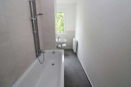 Wohnung Freiberg Freiberg West - 4 Zimmer, 69 m&sup2;, 489&euro; | Angebot:26013719