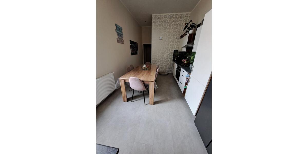 Maisonettenwohnung Staßfurt - 5 Zimmer, 134 m&sup2;, 700&euro; | Angebot:24659362