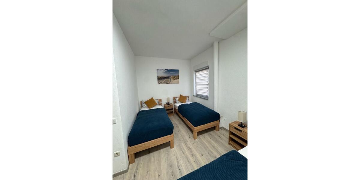 Wohnen auf Zeit Duisburg Großenbaum - 3 Zimmer, 70 m&sup2;, 35&euro; | Angebot:20478380