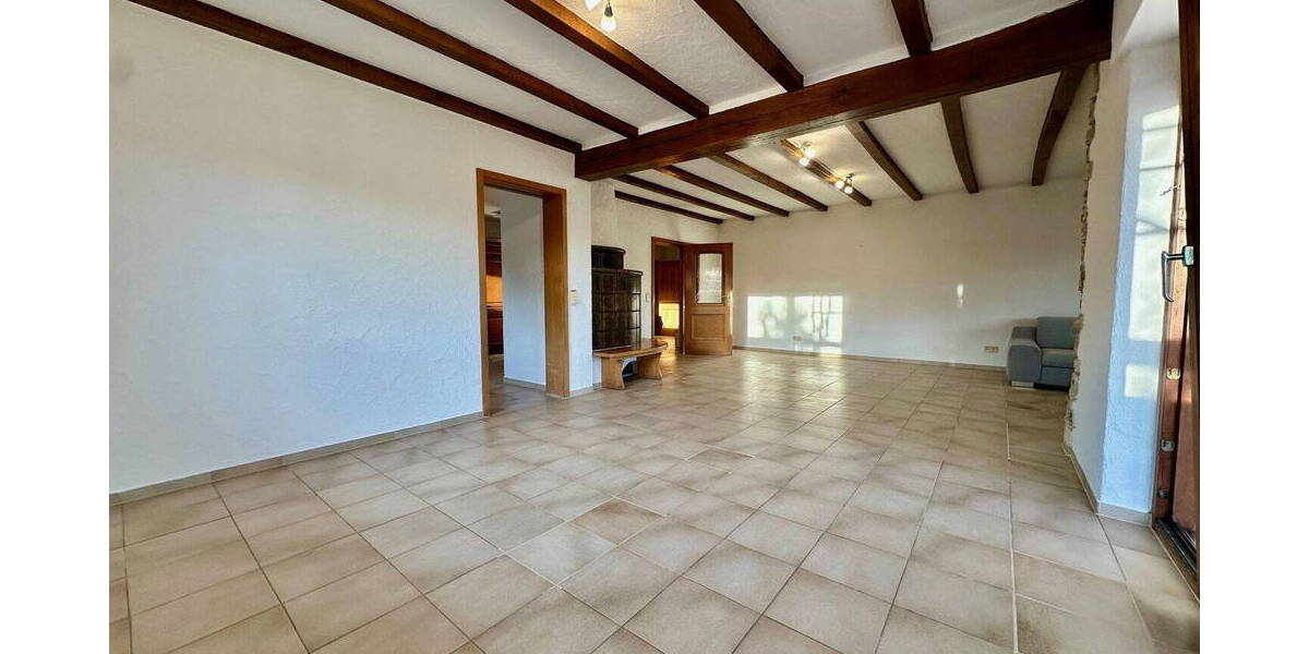 Etagenwohnung Aichtal Aich - 3 Zimmer, 150 m&sup2;, 2.100&euro; | Angebot:25944663