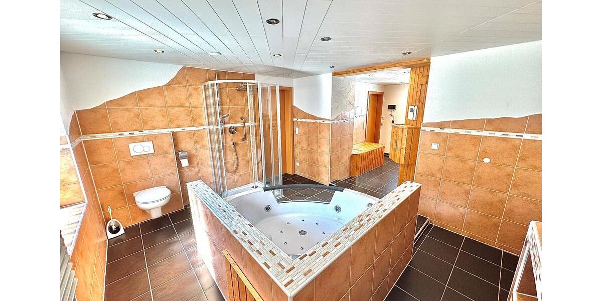 Einfamilienhaus Schramberg - 5 Zimmer, 176 m&sup2;, 1.449&euro; | Angebot:25831363