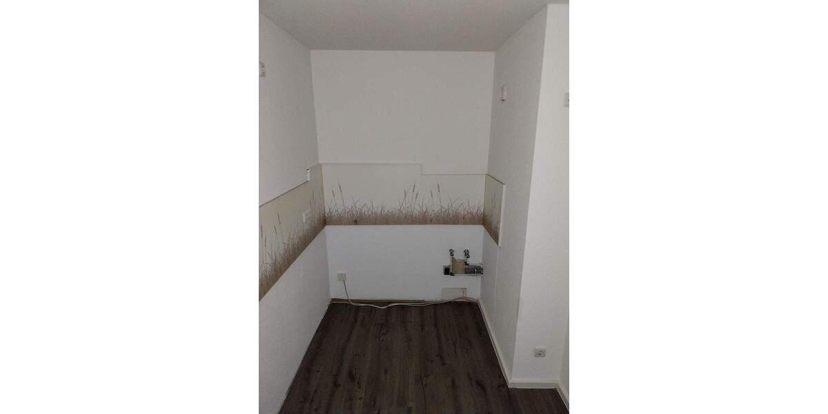 Etagenwohnung Neukirchen/Erzgebirge Neukirchen - 3 Zimmer, 98 m&sup2;, 598&euro; | Angebot:25663894