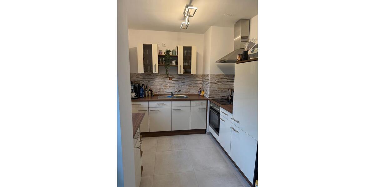Etagenwohnung Engelskirchen - 3.5 Zimmer, 80 m&sup2;, 990&euro; | Angebot:26636751