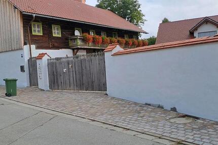 Wohnen auf Zeit Adlkofen - 4 Zimmer, 20 m&sup2;, 430&euro; | Angebot:24702316