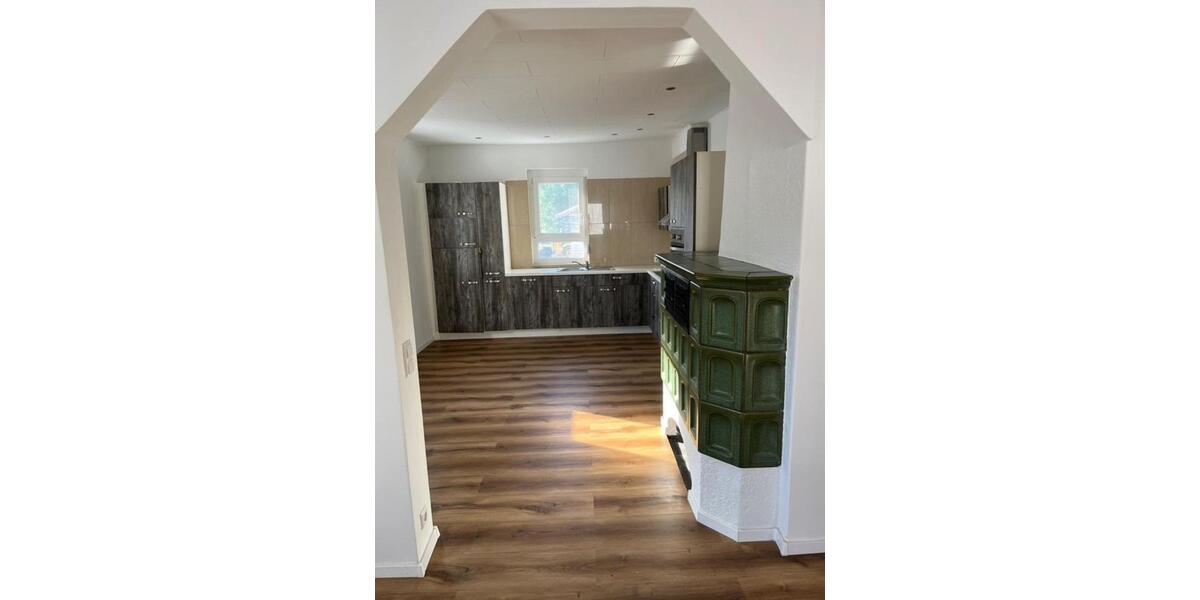 Einfamilienhaus Pfaffenhofen - 6 Zimmer, 200 m&sup2;, 1.750&euro; | Angebot:24700311