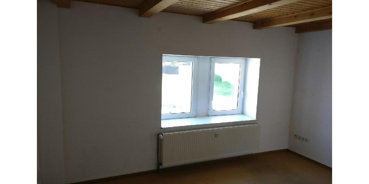 Etagenwohnung Eisleben (Lutherstadt) - 2 Zimmer, 47 m&sup2;, 310&euro; | Angebot:24802866