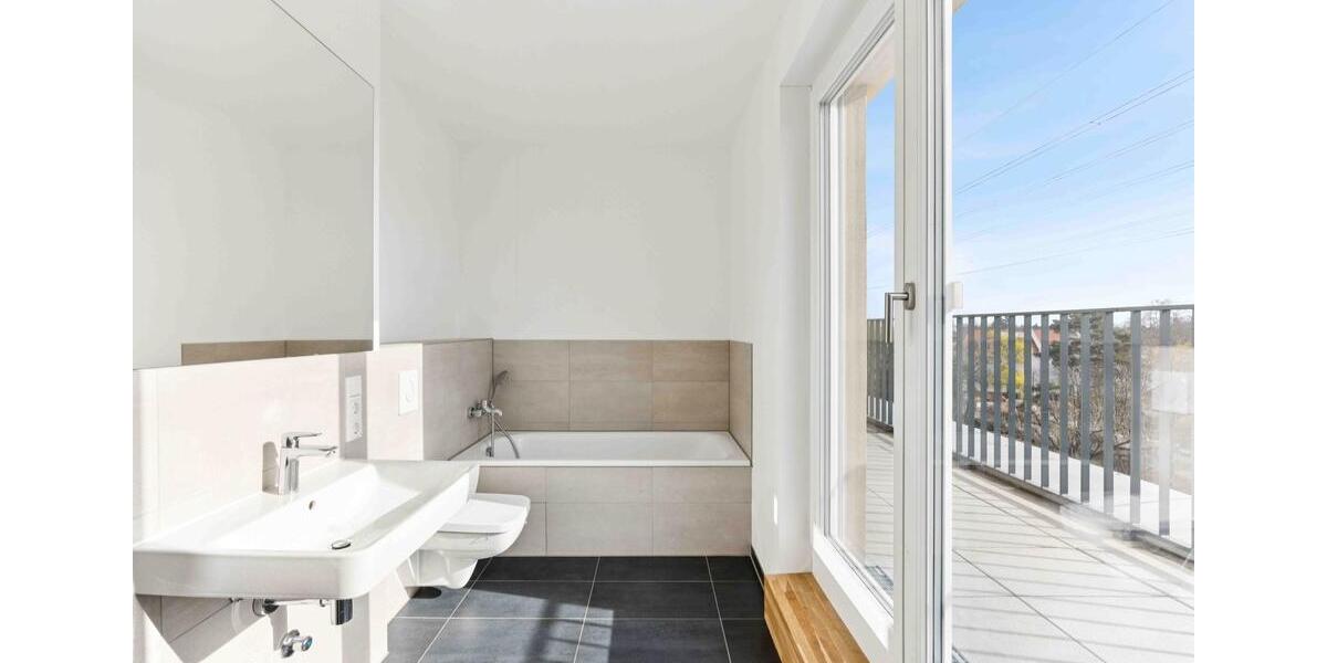 Dachgeschoßwohnung Berlin Lichtenberg - 4 Zimmer, 116 m&sup2;, 2.510&euro; | Angebot:26369516