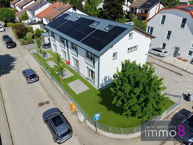 Reihenhaus München Allach-Untermenzing - 4 Zimmer, 110 m&sup2;, 2.800&euro; | Angebot:26624124