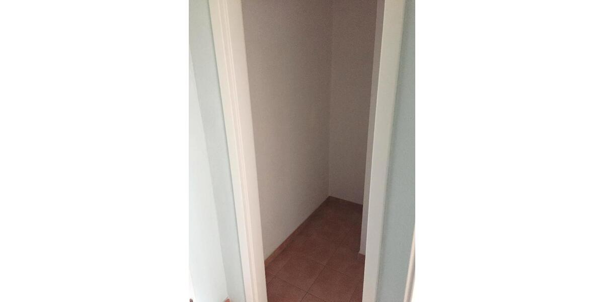 Etagenwohnung Riesa - 1 Zimmer, 41 m&sup2;, 281&euro; | Angebot:26477159