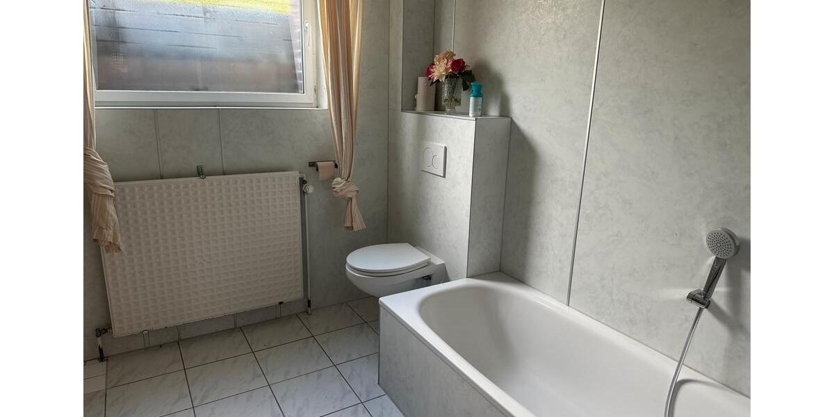 Erdgeschoßwohnung Nüsttal - 3 Zimmer, 110 m&sup2;, 1.000&euro; | Angebot:26455982