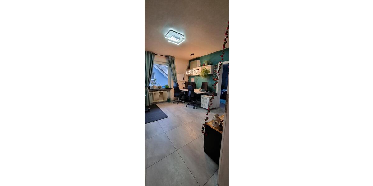 Etagenwohnung Wenden - 4 Zimmer, 86 m&sup2;, 750&euro; | Angebot:25105180