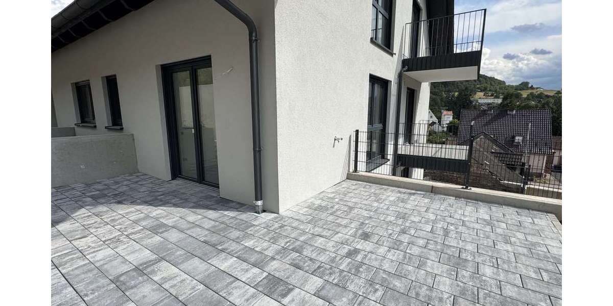 Etagenwohnung Elsenfeld - 4 Zimmer, 127 m&sup2;, 1.715&euro; | Angebot:26459203