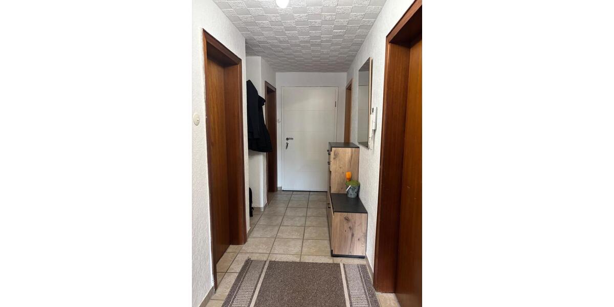 Dachgeschoßwohnung Löhne - 3 Zimmer, 75 m&sup2;, 600&euro; | Angebot:26690697
