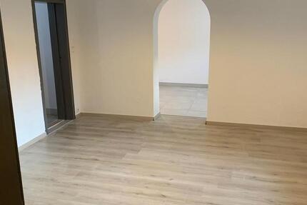 Wohnung Sankt Wendel - 3 Zimmer, 93 m&sup2;, 900&euro; | Angebot:26272119