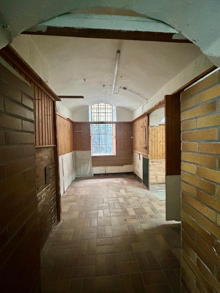 Gewerberaum mit Tageslicht in Schwabing (80m2) zimmer