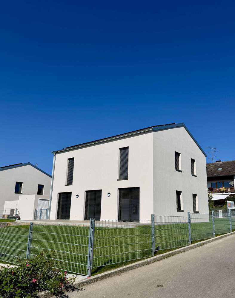 Haus zum Mieten in Tapfheim 1.600 € 163 m²