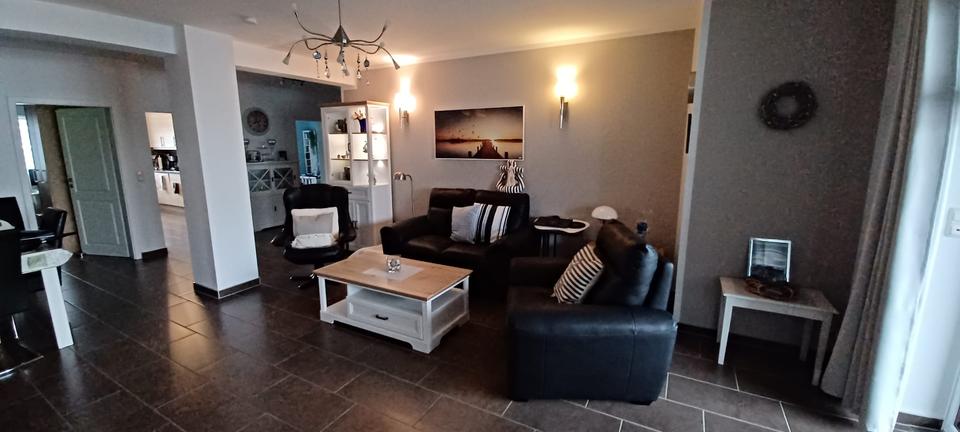 Etagenwohnung Fehmarn - 4 Zimmer, 122 m&sup2;, 1.280&euro; | Angebot:25989889