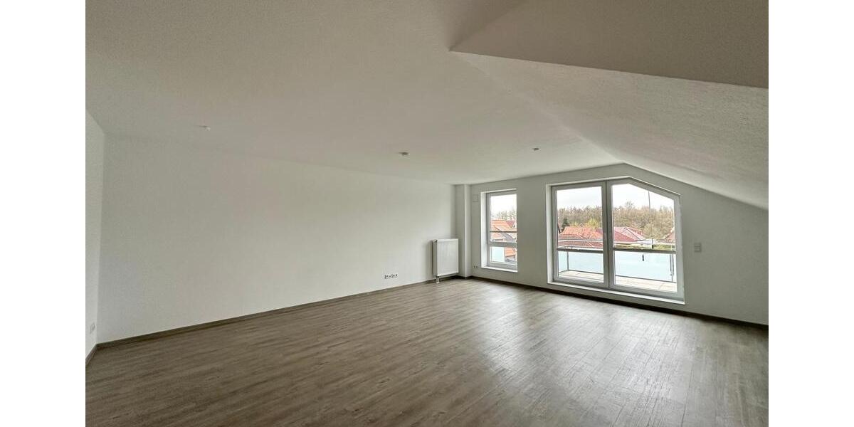 Dachgeschoßwohnung Bad Zwischenahn - 3 Zimmer, 109 m&sup2;, 1.100&euro; | Angebot:24682467