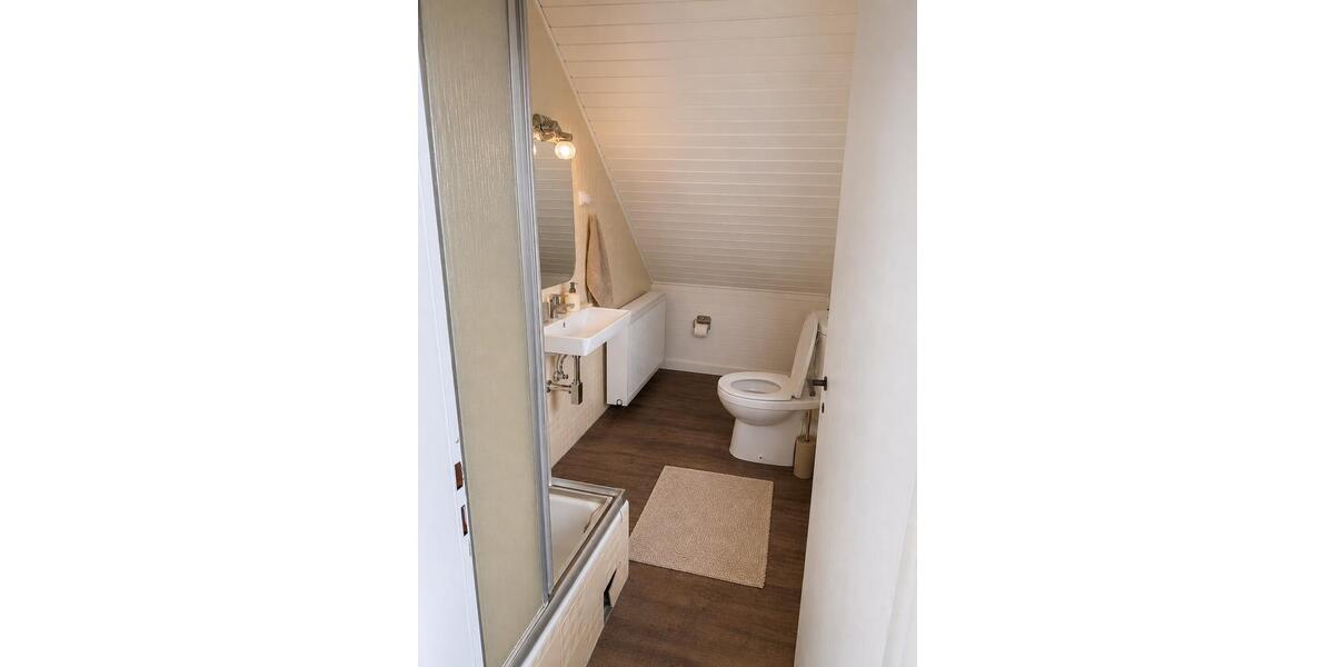Wohnen auf Zeit Heidelberg Neuenheim - 5 Zimmer, 130 m&sup2;, 160&euro; | Angebot:26603711