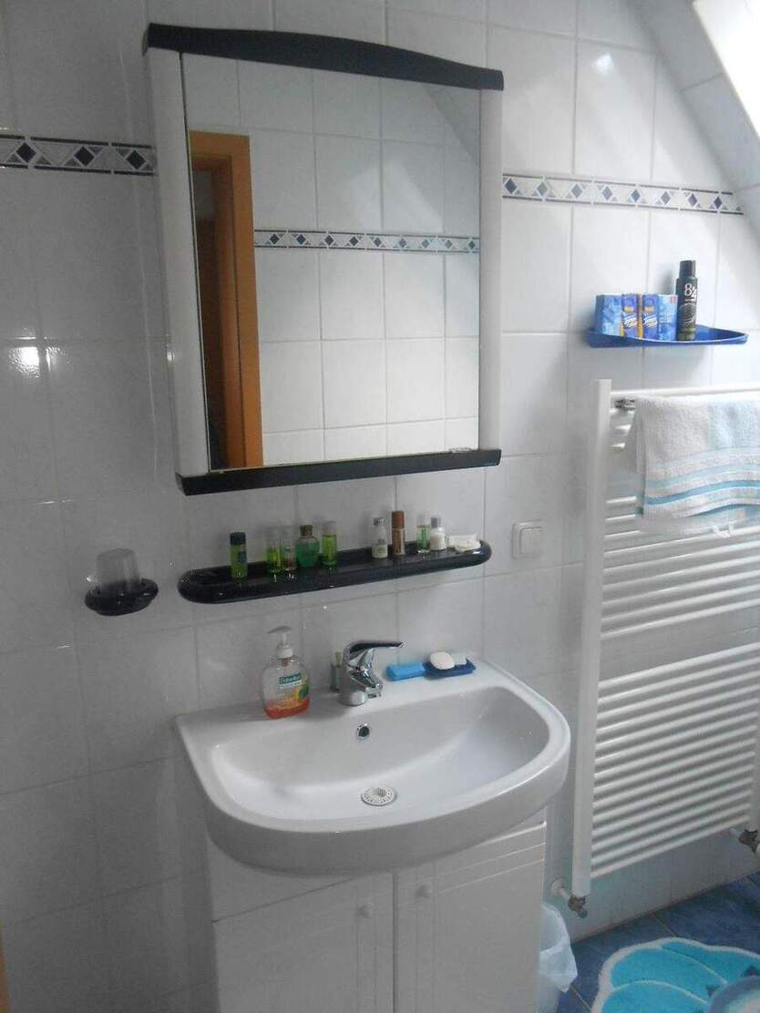 Möblierte Wochenedheimfahrer- Pendlerwohnung mit guter Ausstattung in Raunheim! 2 zimmer