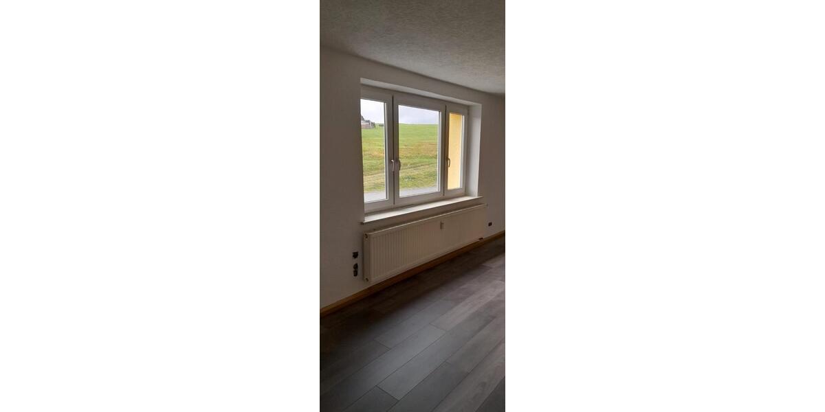 Etagenwohnung Drebach - 3 Zimmer, 63 m&sup2;, 330&euro; | Angebot:24705756