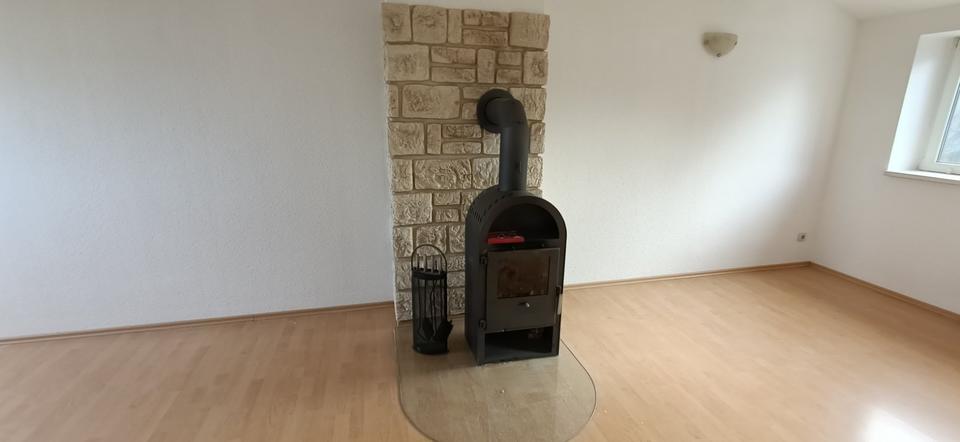 Dachgeschoßwohnung Mühlhausen (Thüringen) - 3 Zimmer, 60 m&sup2;, 415&euro; | Angebot:25321925