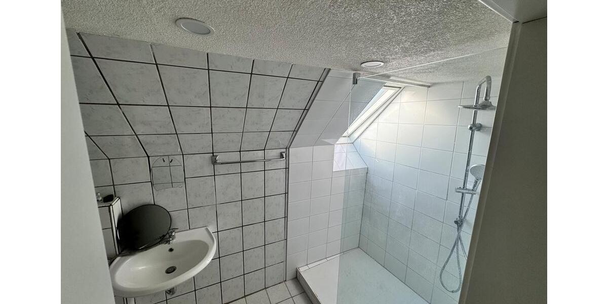 Wohnen auf Zeit Ellzee - 4 Zimmer, 90 m&sup2;, 18&euro; | Angebot:24534504