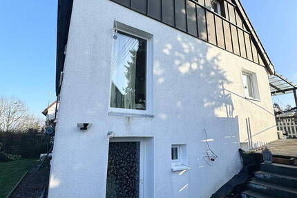 Haus Backnang - 4 Zimmer, 140 m&sup2;, 2.050&euro; | Angebot:26389931