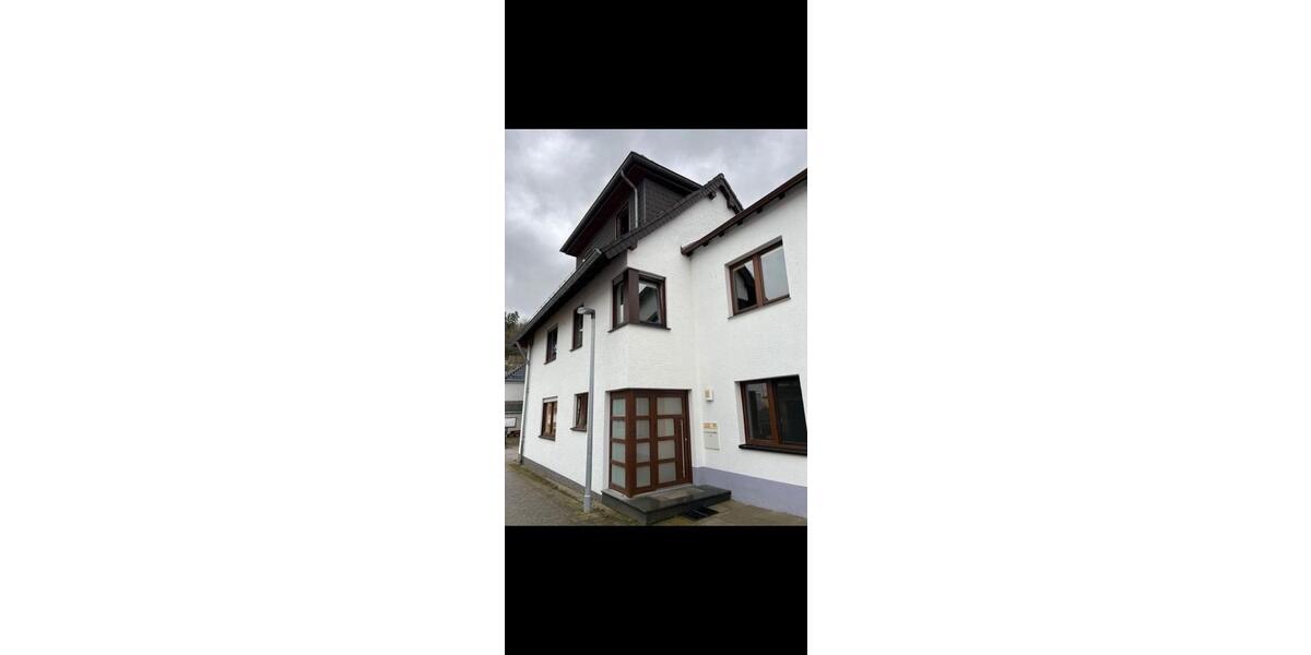 Einfamilienhaus Schleiden - 4 Zimmer, 129 m&sup2;, 1.350&euro; | Angebot:24806025