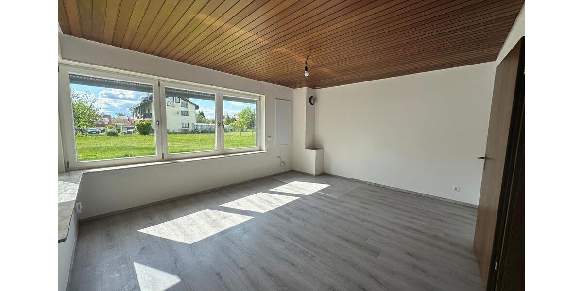 Etagenwohnung Albstadt Gemarkung Onstmettingen - 4 Zimmer, 140 m&sup2;, 1.100&euro; | Angebot:26691626