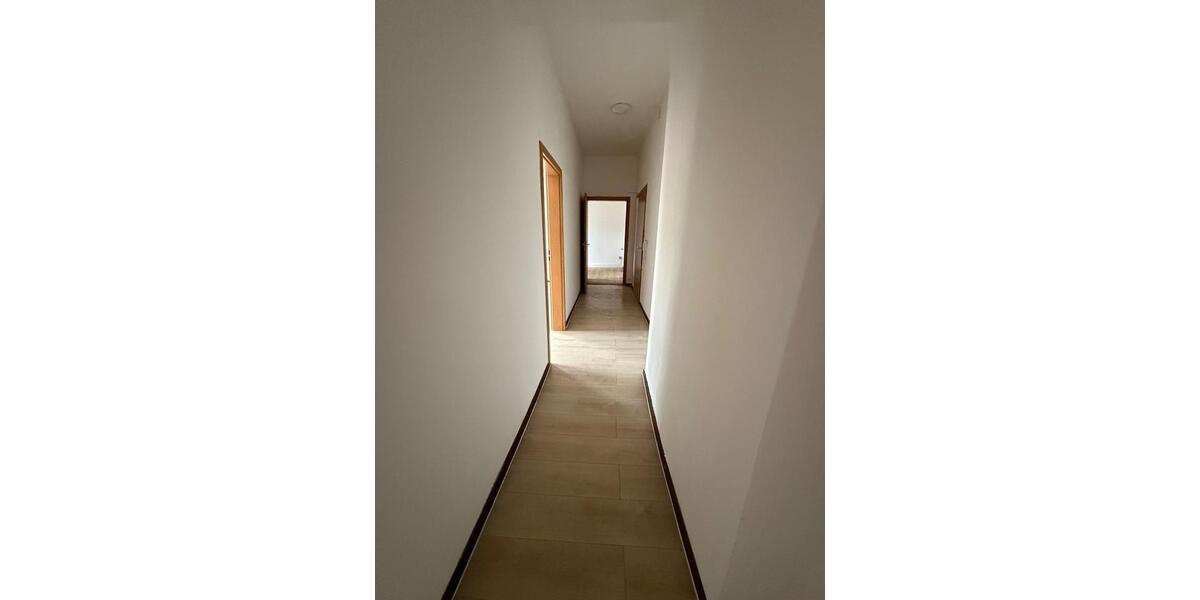 Etagenwohnung Hof Altstadt - 3 Zimmer, 90 m&sup2;, 650&euro; | Angebot:26614908
