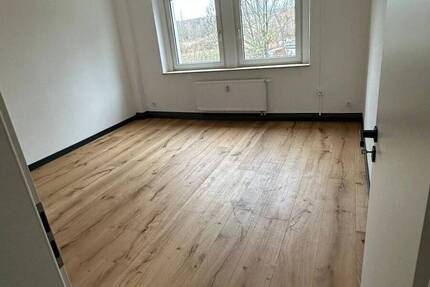 Wohnung Zwickau Pölbitz - 2 Zimmer, 51 m&sup2;, 361&euro; | Angebot:26170747