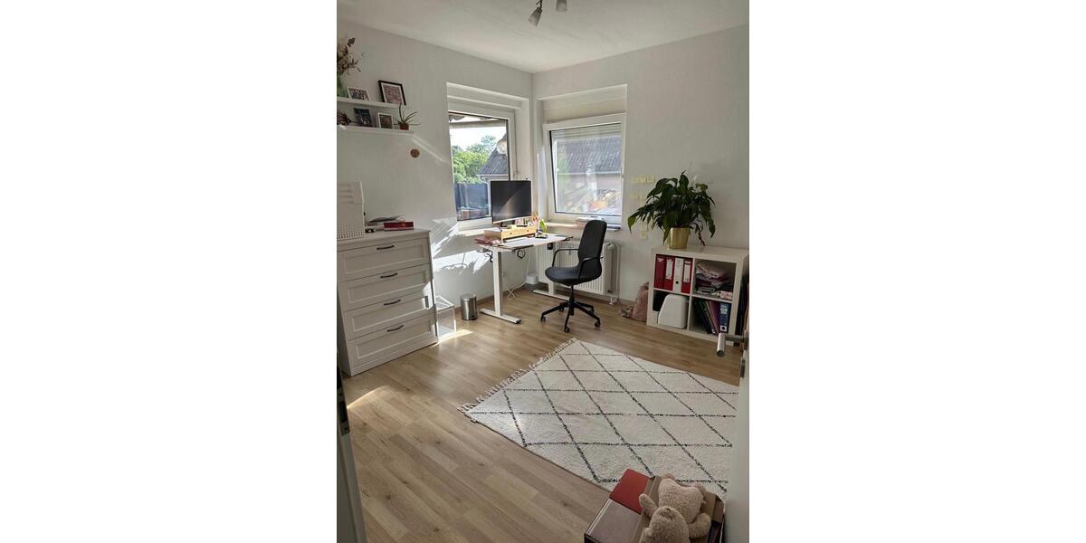 Erdgeschoßwohnung Weyhausen - 4 Zimmer, 126 m&sup2;, 1.000&euro; | Angebot:26020752