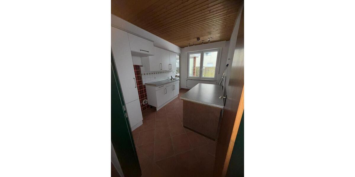 Erdgeschoßwohnung Papenburg - 4 Zimmer, 120 m&sup2;, 1.200&euro; | Angebot:24691191