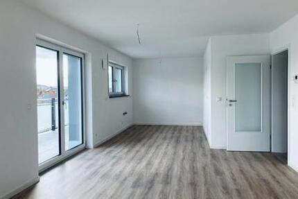 Haus Immenreuth - 2 Zimmer, 92 m&sup2;, 1.050&euro; | Angebot:26480042