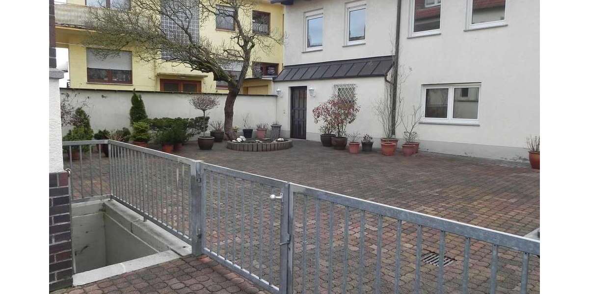 Etagenwohnung Offenbach Bieber - 3 Zimmer, 97 m&sup2;, 1.150&euro; | Angebot:26732443